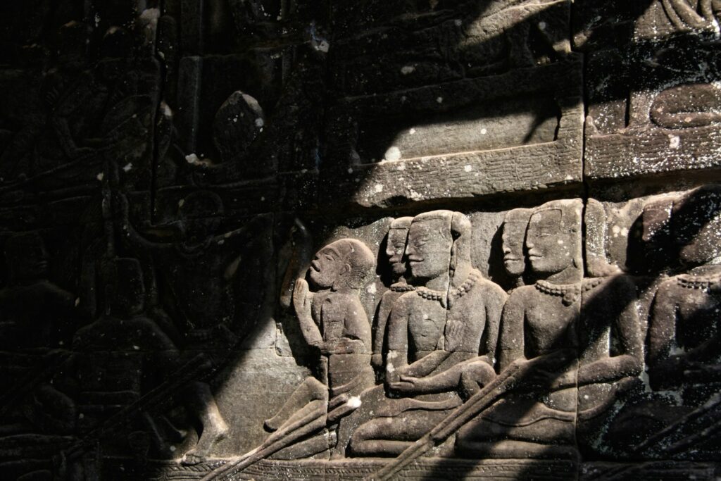 10 Archaeological Discoveries That Challenge History