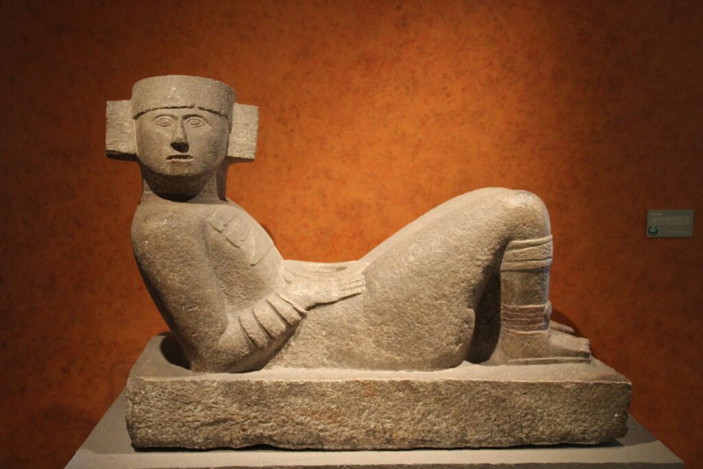 chac-mool-mexico-chichen-itza