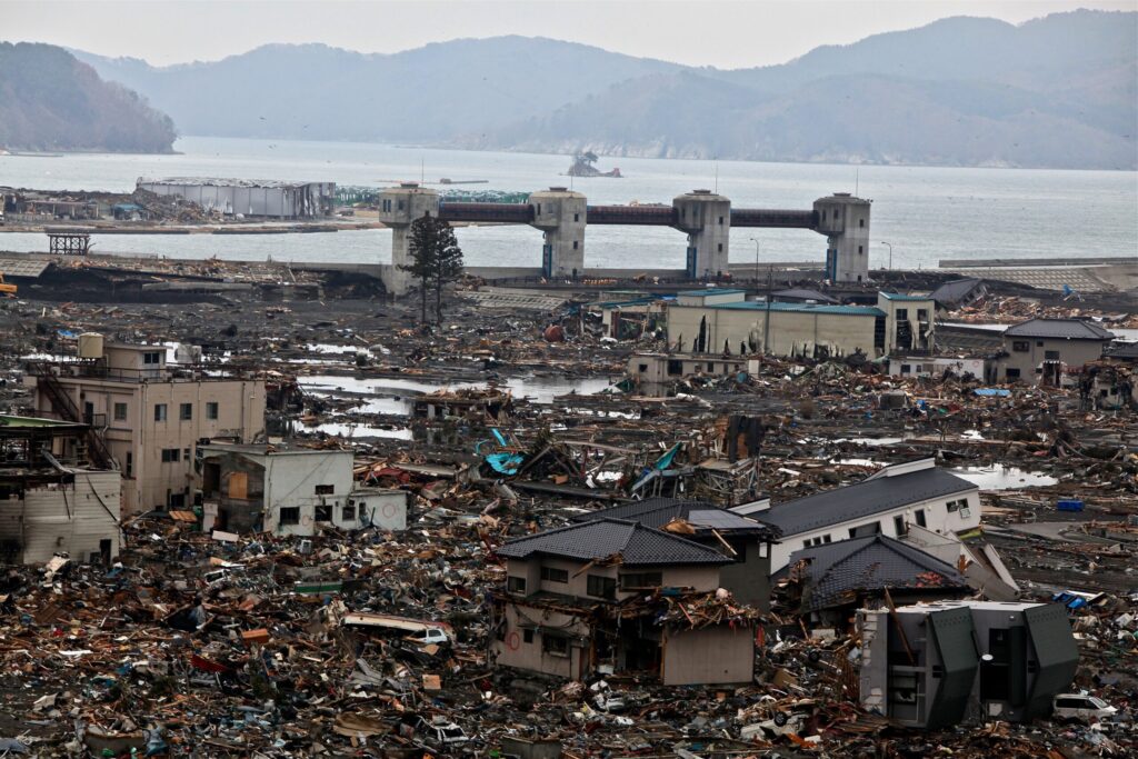 2011-earthquake-moved-Japan