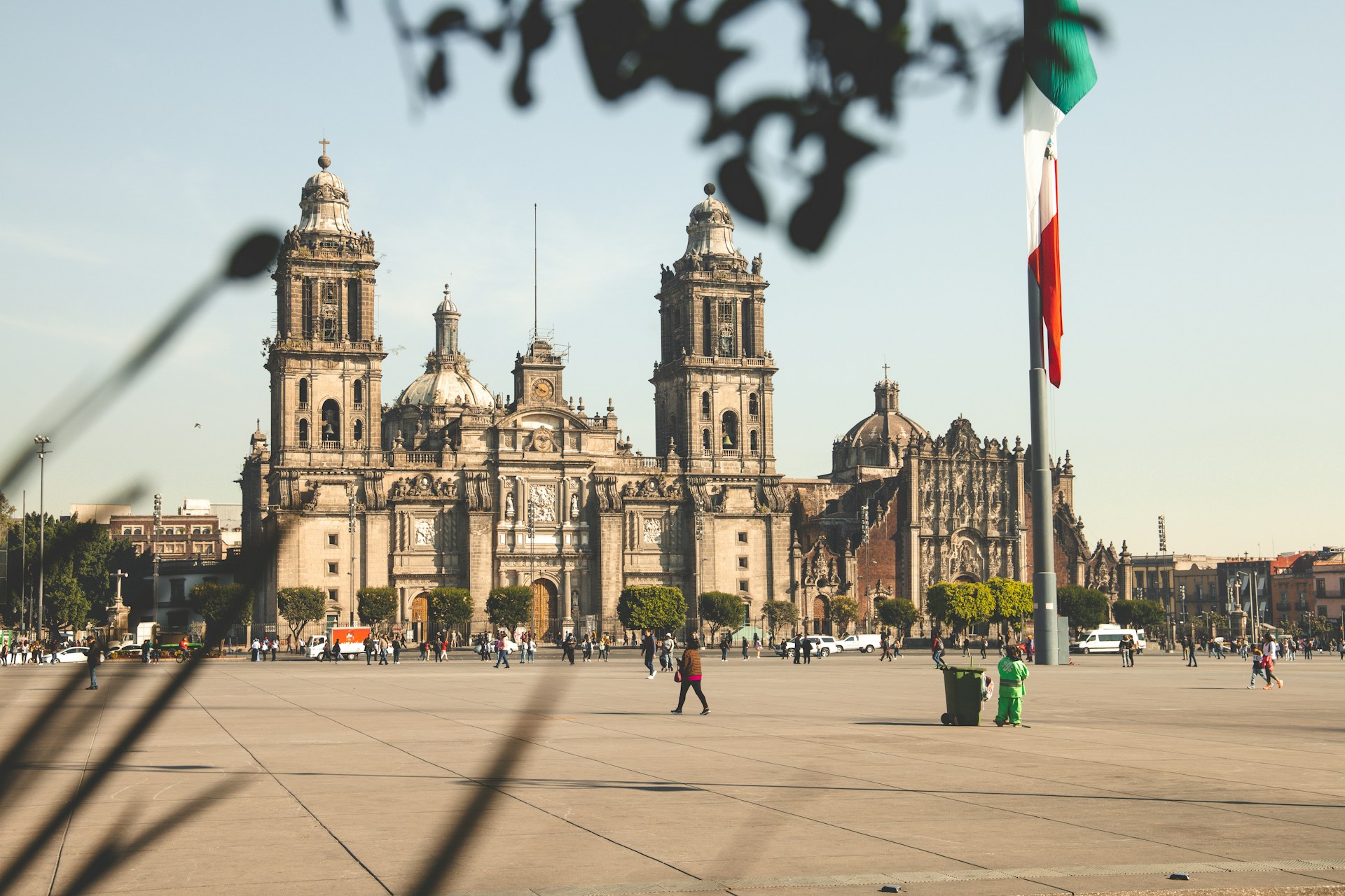 Zócalo and Metropolitan Cathedral of CDMX Zócalo and Metropolitan Cathedral of CDMX
