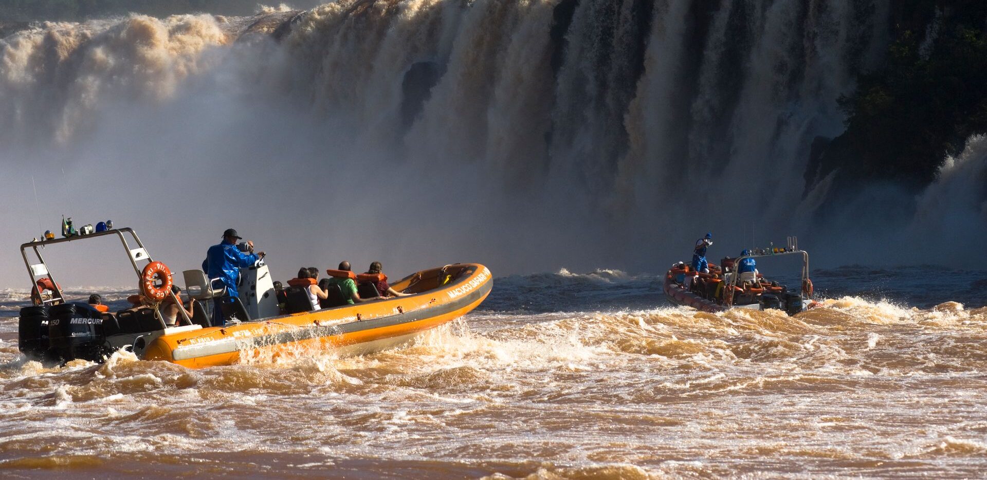 iguazu falls boat tours